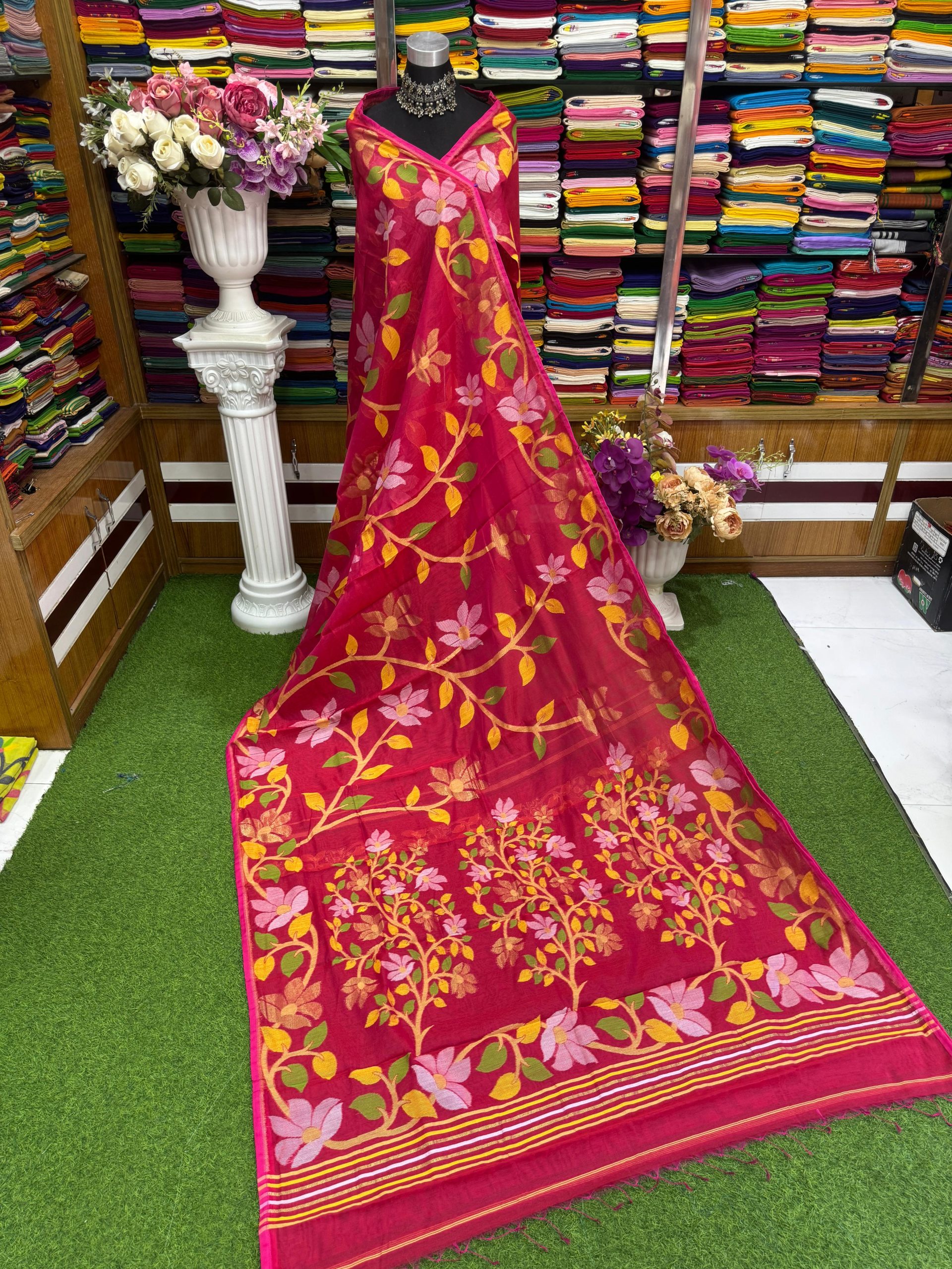 Maslais Tondoj Saree