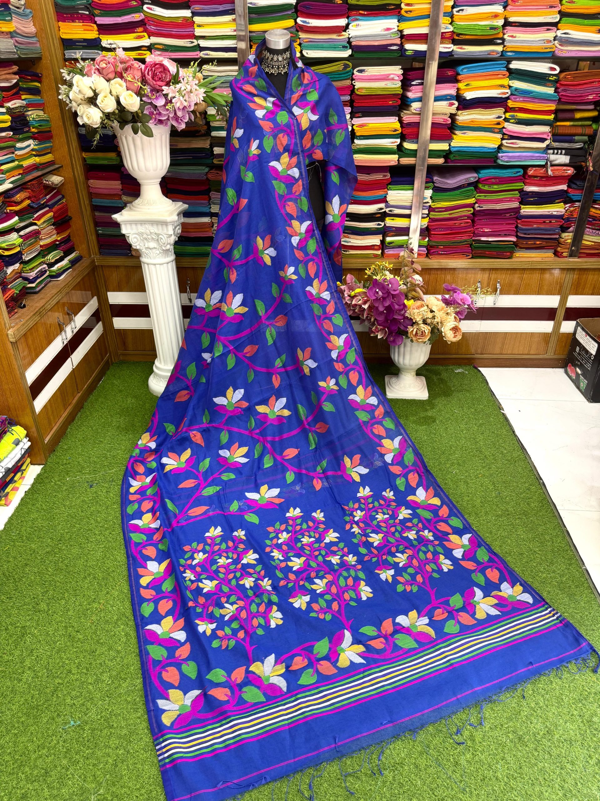 Maslais Tondoj Saree