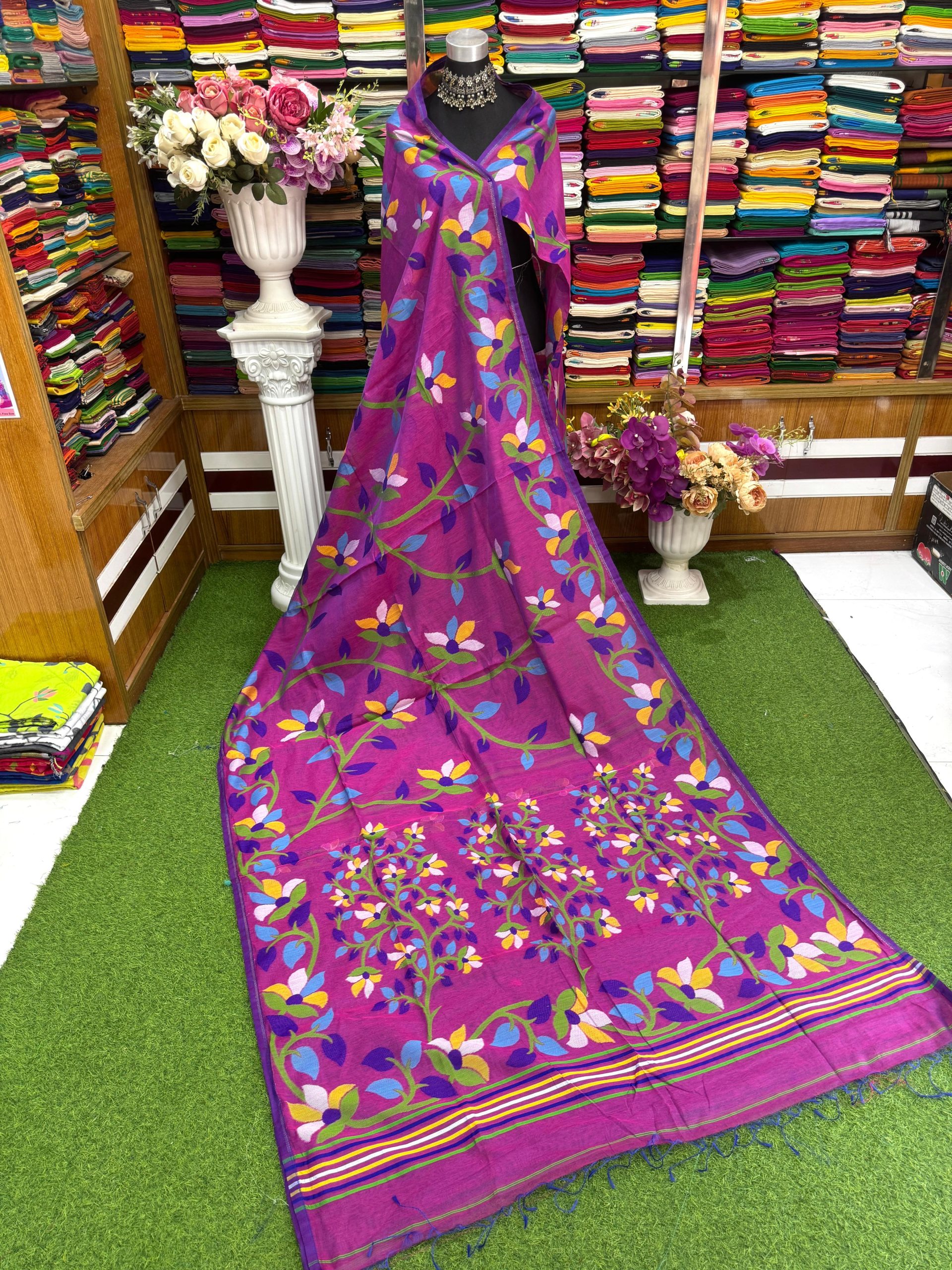 Maslais Tondoj Saree